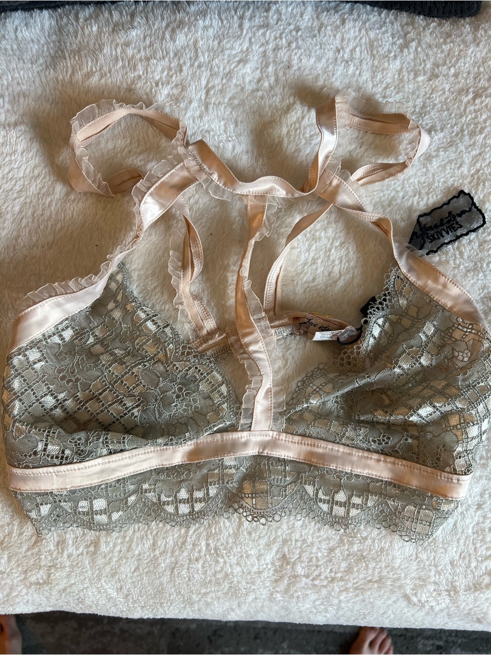 🌸 NWT For Love & Lemons Lace Bralette – Size Small 🌸